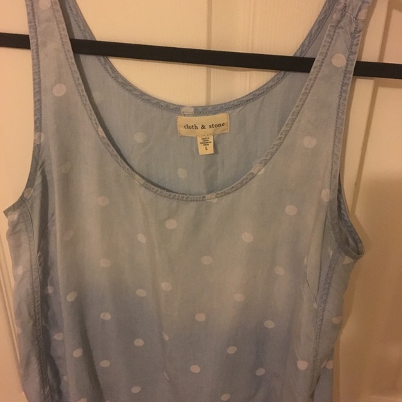 Cloth and Stone chambray tank. - Picture 3 of 4